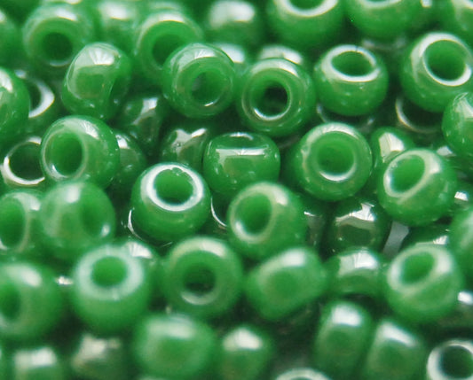 11-431 Opaque Green Luster