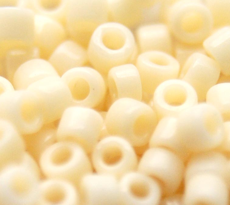 DB-0352 Matte Opaque Cream