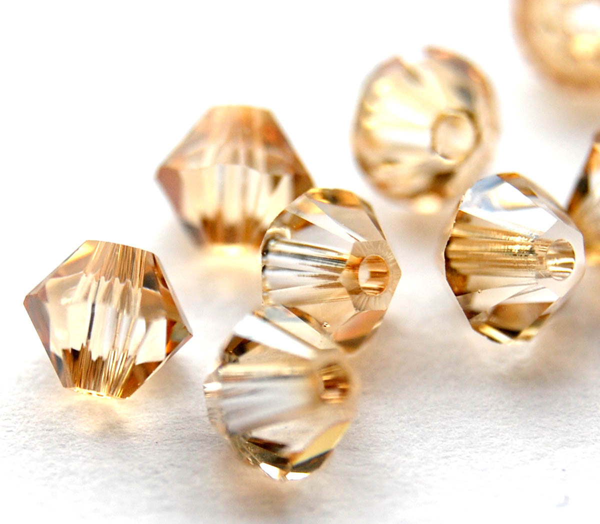 Golden Shadow - 2,5 mm OBS! 15 stycken