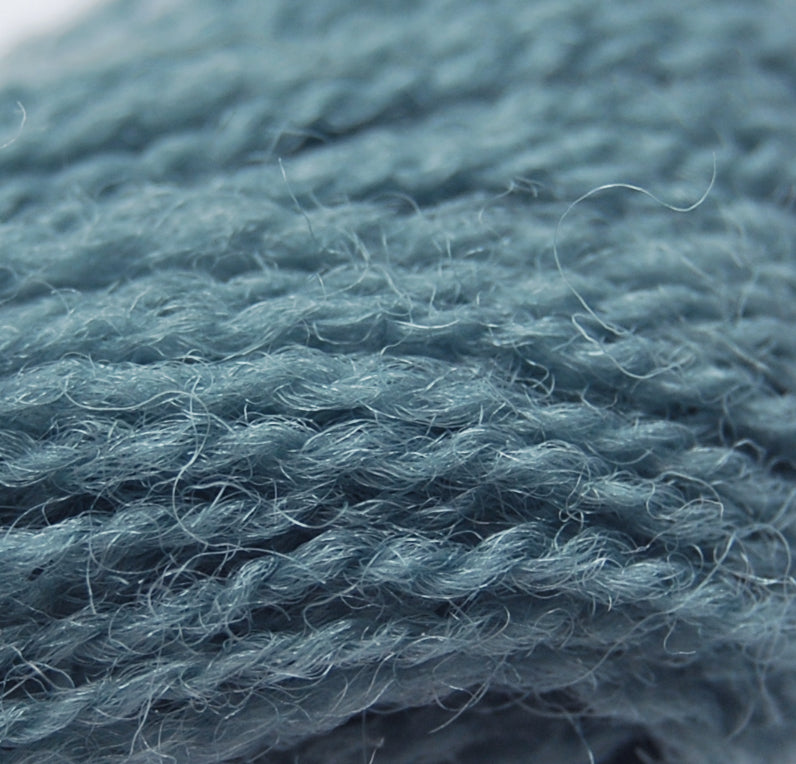 155 Appletons Crewel