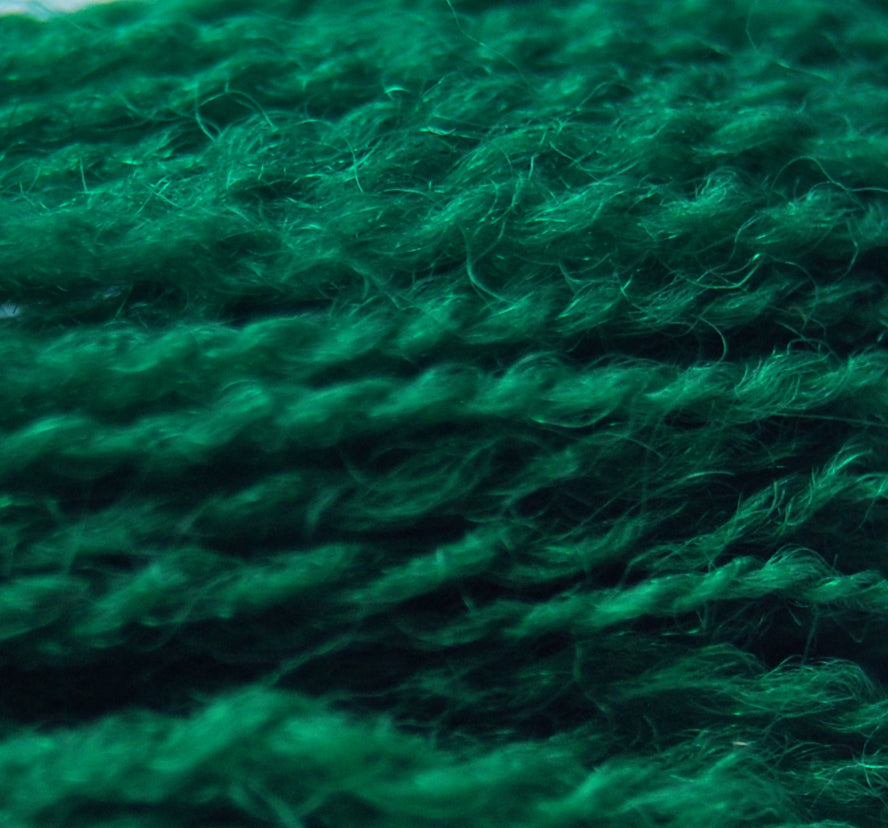 437 Appletons Crewel