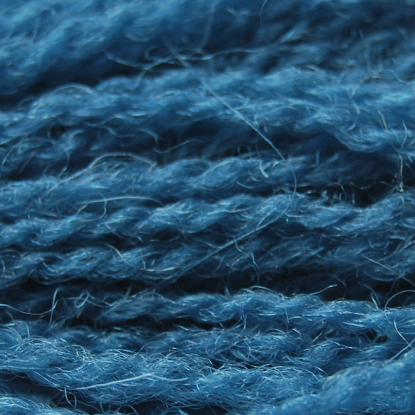 566 Appletons Crewel