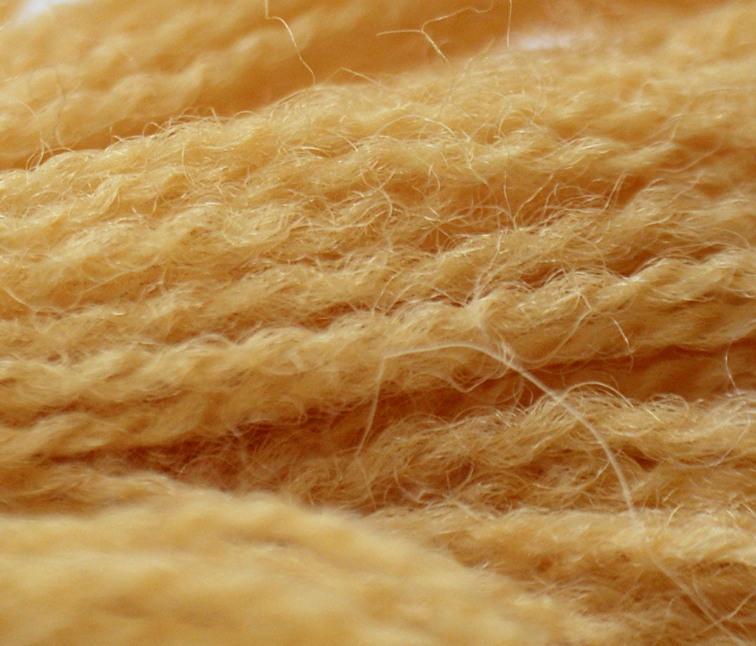 693 Appletons Crewel