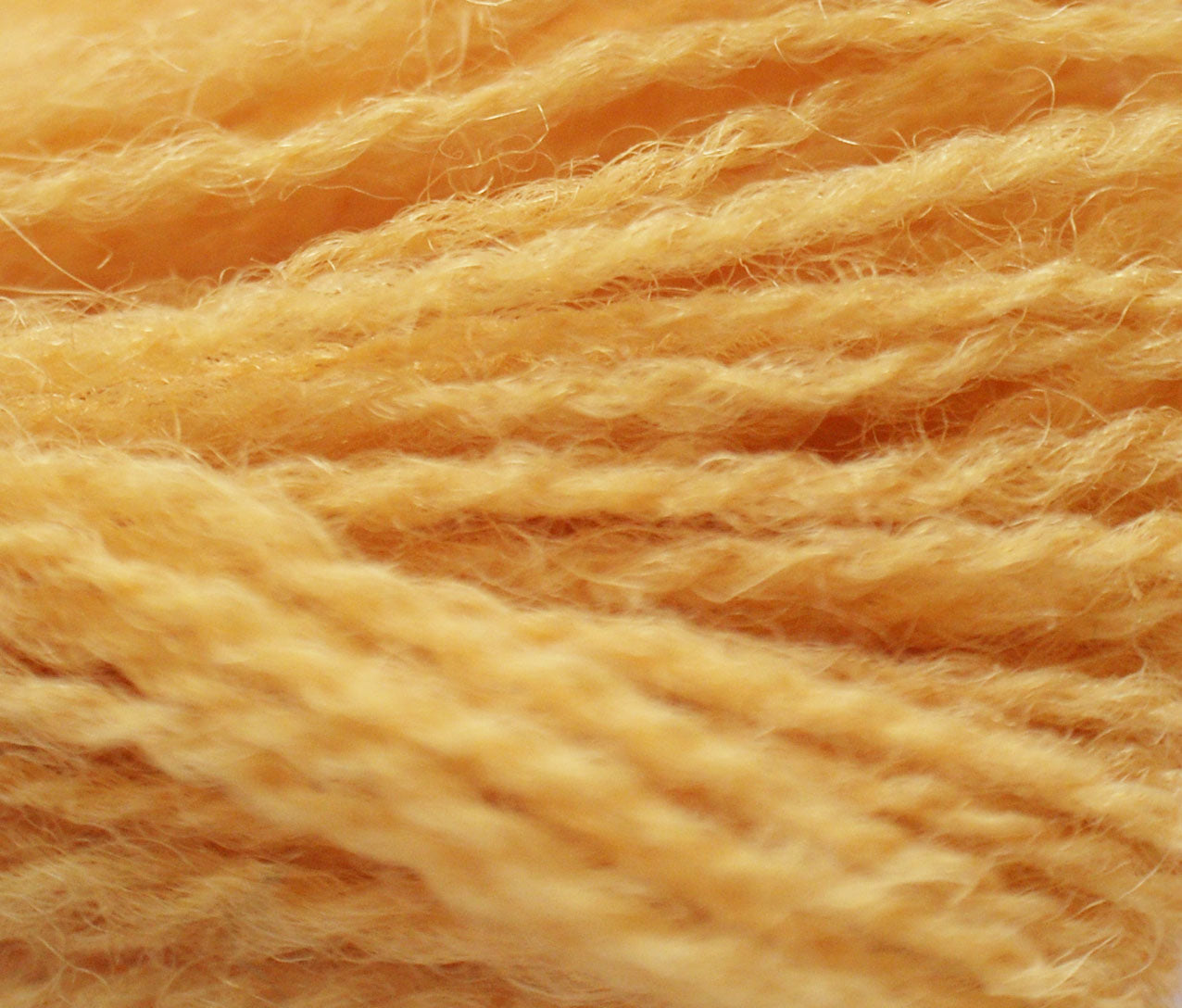 694 Appletons Crewel