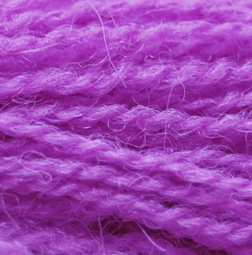 801 Fuchsia Appletons Crewel