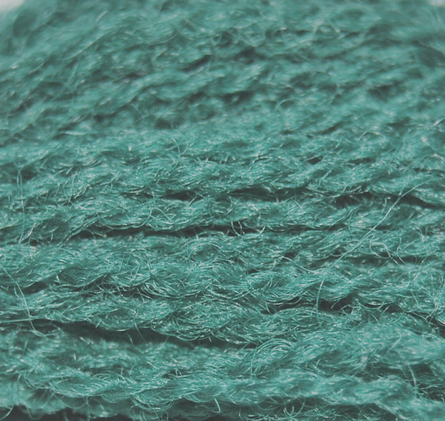 832 Appletons Tapestry