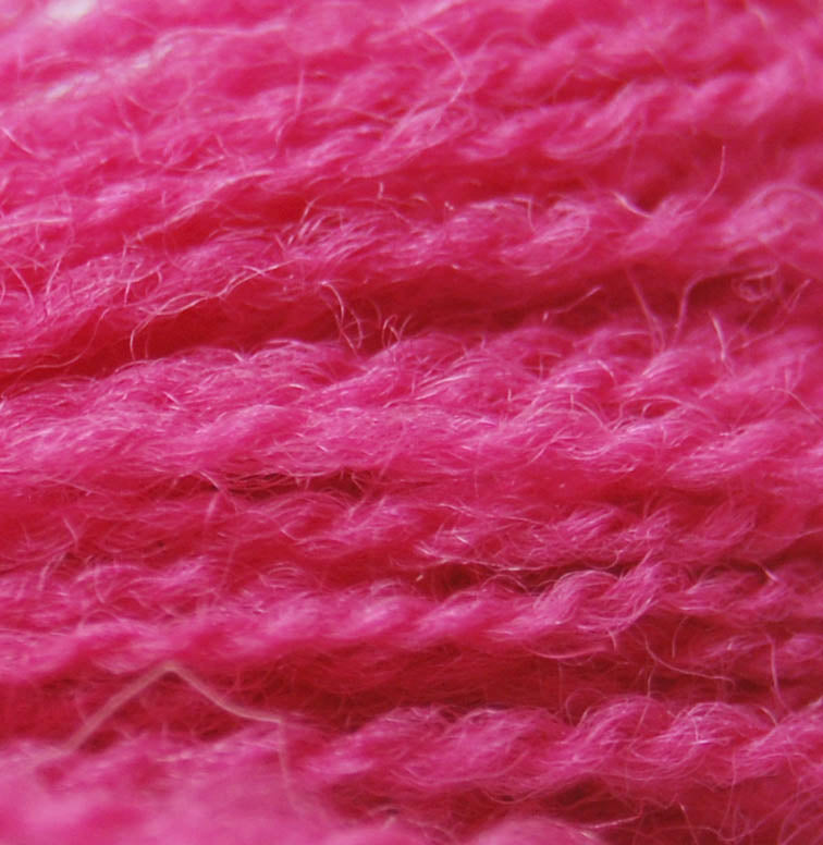 946 Appletons Crewel