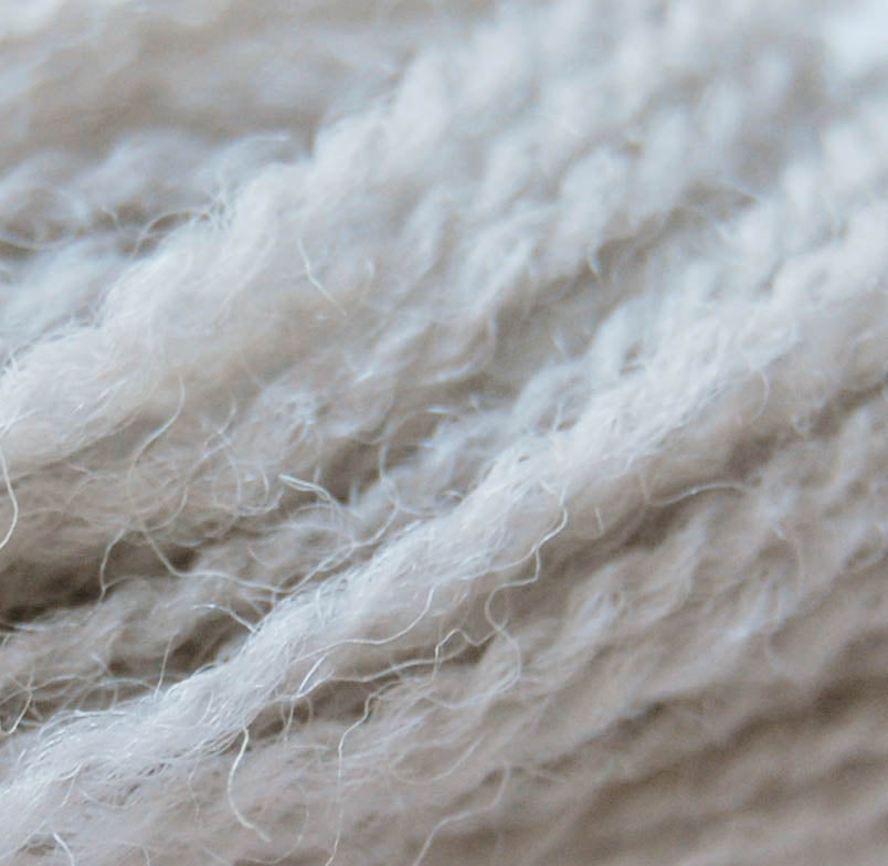 962 Appletons Crewel