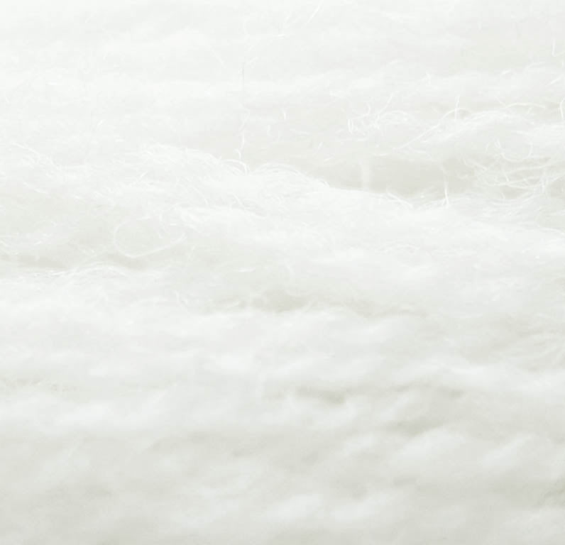 991 White Appletons Crewel