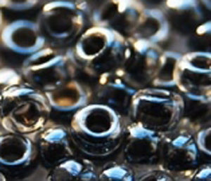 15-1559 Sparkling Charcoal Lined Crystal