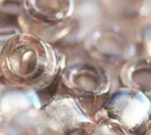 DB-1772 Sparkling Pewter Lined Crystal AB