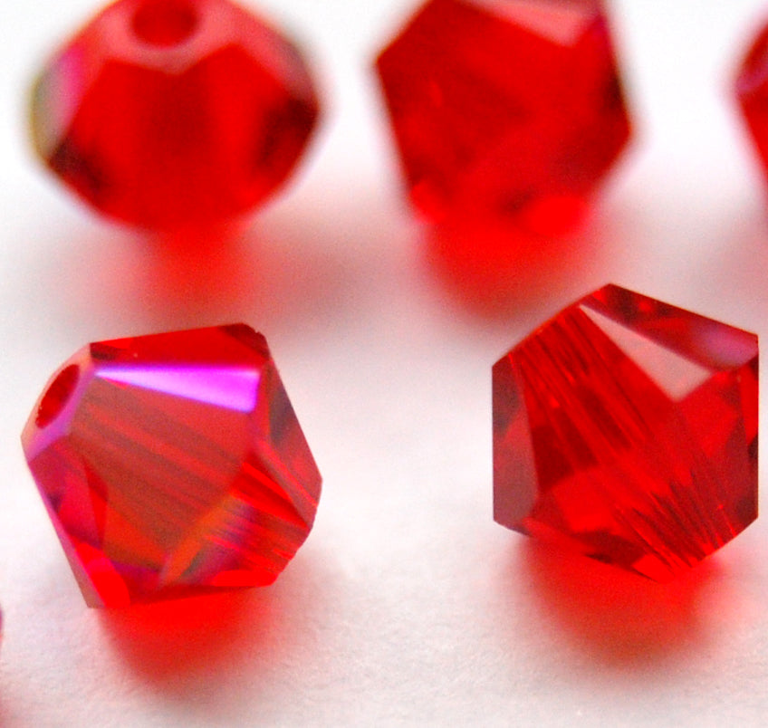 Light Siam Shimmer - 3 mm OBS! 10 stycken