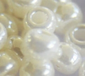 11-592 Antique Ivory Pearl Ceylon